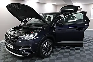 Used 2005 Vauxhall Grandland X Sport Nav S/S Purple - Interior and Exterior details 10