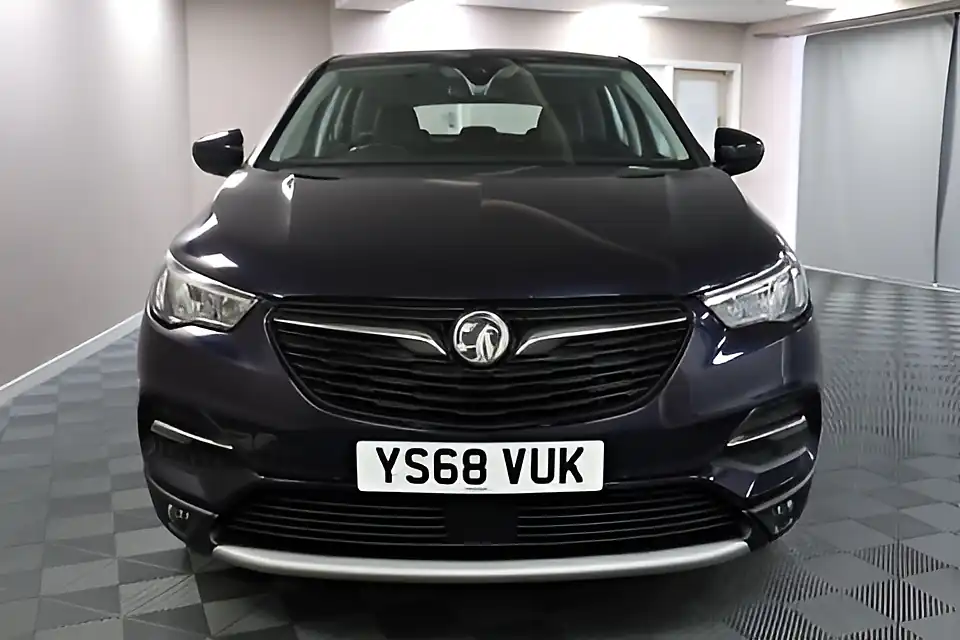 Used 2005 Vauxhall Grandland X Sport Nav S/S Purple - Interior and Exterior details 2