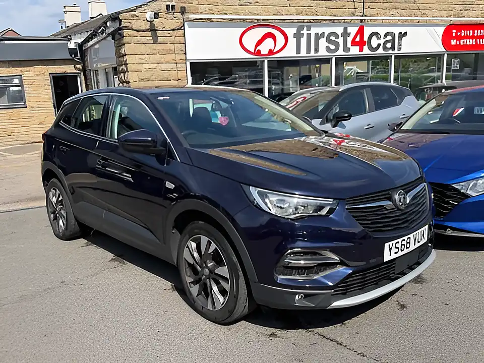 Used 2005 Vauxhall Grandland X Sport Nav S/S Purple - Interior and Exterior details 3