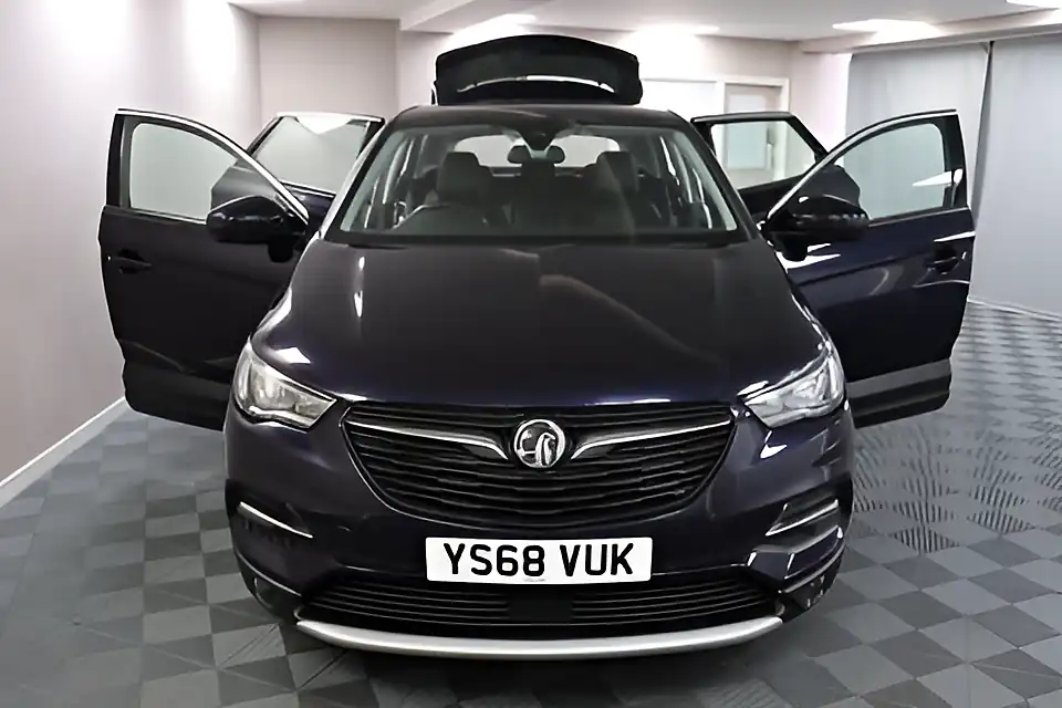 Used 2005 Vauxhall Grandland X Sport Nav S/S Purple - Interior and Exterior details 6
