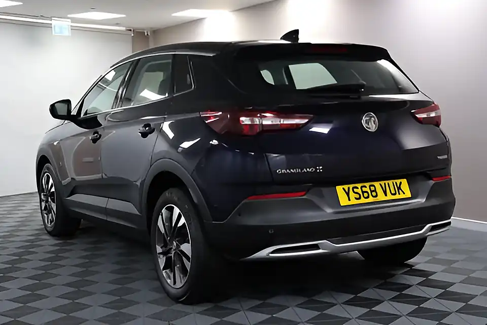 Used 2005 Vauxhall Grandland X Sport Nav S/S Purple - Interior and Exterior details 8