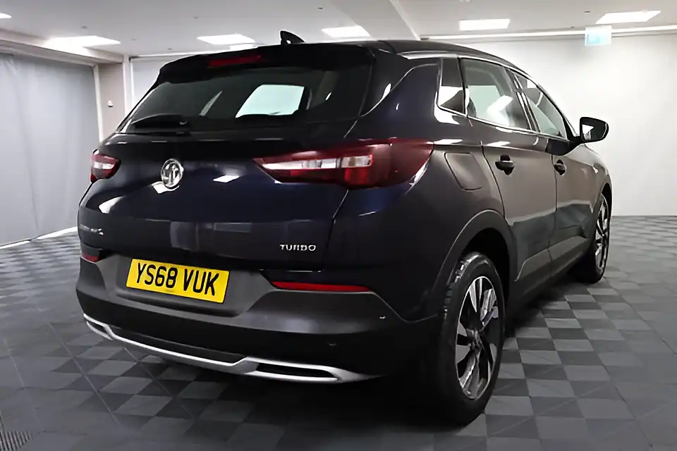 Used 2005 Vauxhall Grandland X Sport Nav S/S Purple - Interior and Exterior details 9