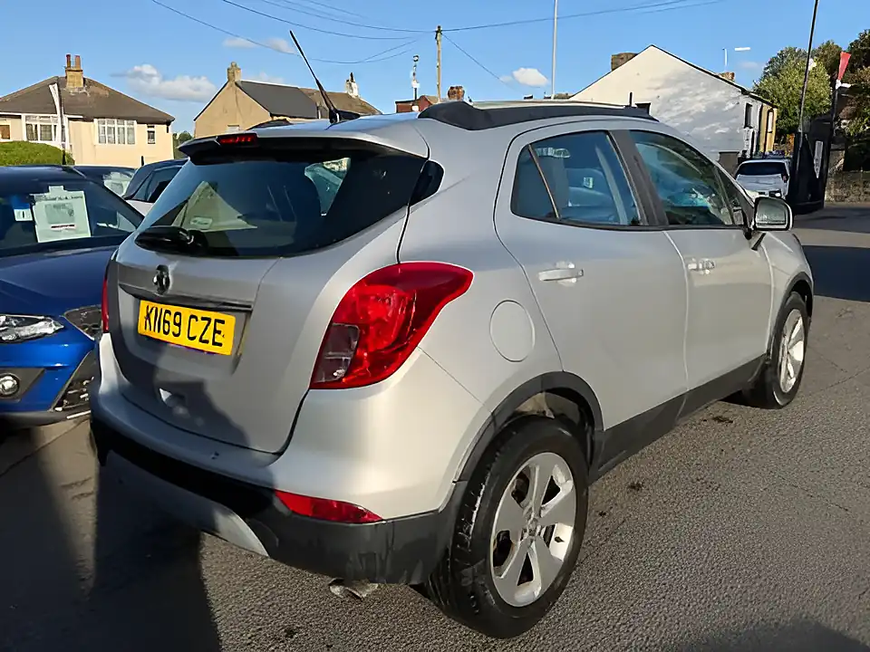 Used 2005 Vauxhall Mokka X Design Nav Silver - Interior and Exterior details 8
