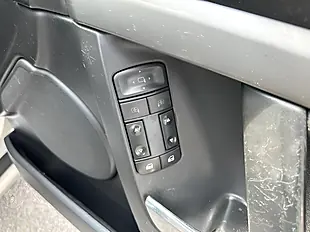 Used 2005 Vauxhall Vectra Life Silver - Interior and Exterior details 10