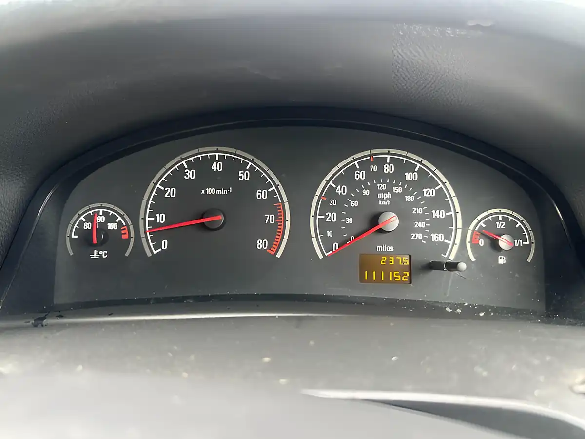 Used 2005 Vauxhall Vectra Life Silver - Interior and Exterior details 13