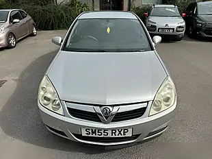 Used 2005 Vauxhall Vectra Life Silver - Interior and Exterior details 3
