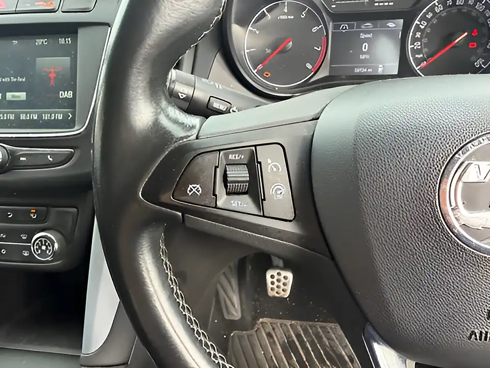 Used 2005 Vauxhall Zafira Sri Grey - Interior and Exterior details 14