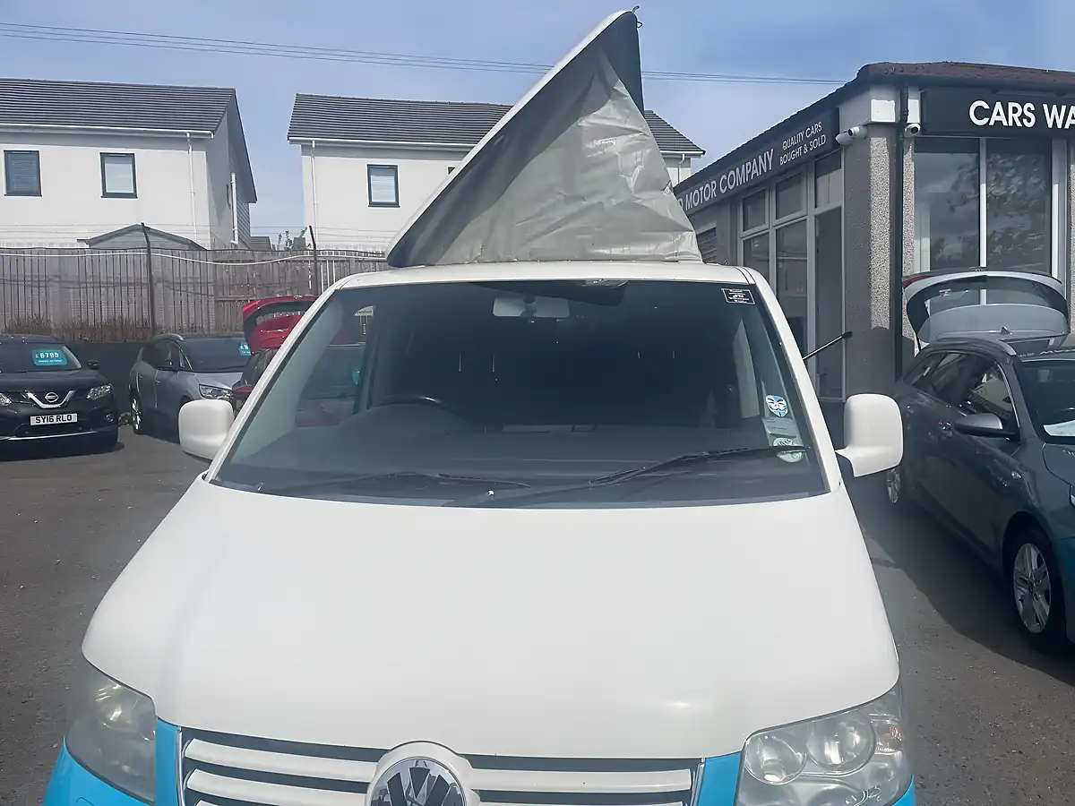 Used 2005 Volkswagen Caravelle Se White - Interior and Exterior details 4