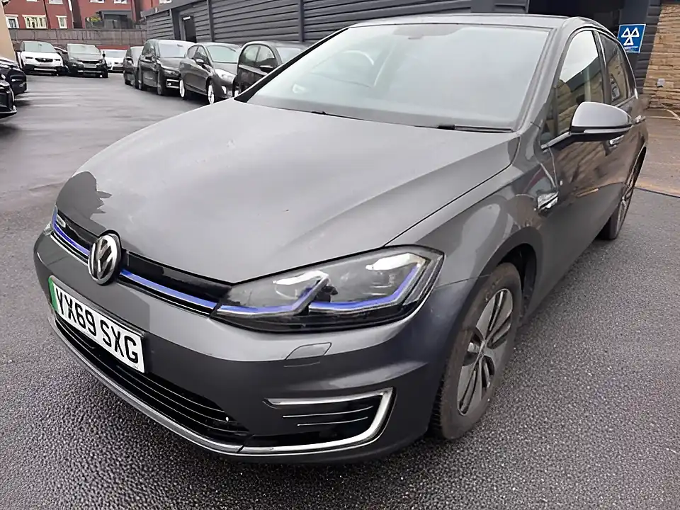 Used 2005 Volkswagen Golf Grey - Interior and Exterior details 3