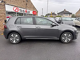 Used 2005 Volkswagen Golf Grey - Interior and Exterior details 4