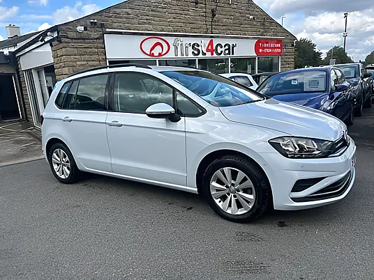 2018 Volkswagen Golf SV SE TSI