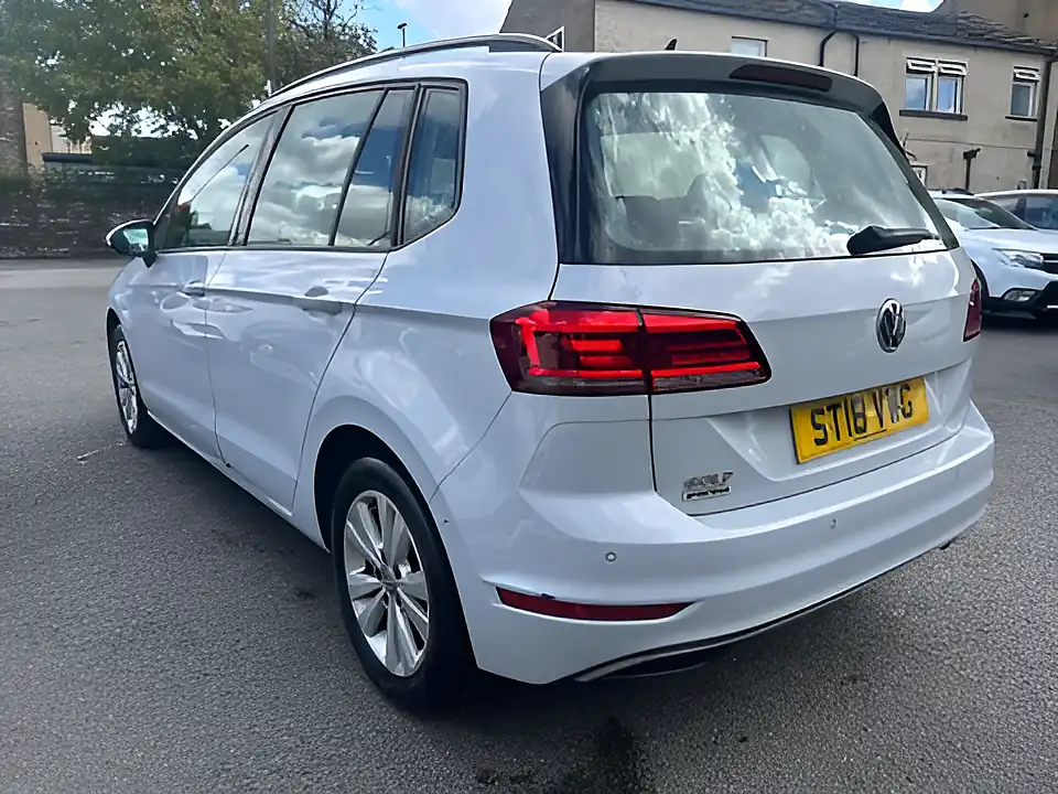 Used 2005 Volkswagen Golf Sv Se Silver - Interior and Exterior details 3