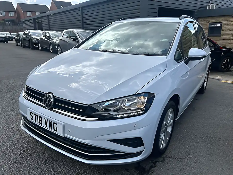 Used 2005 Volkswagen Golf Sv Se Silver - Interior and Exterior details 4