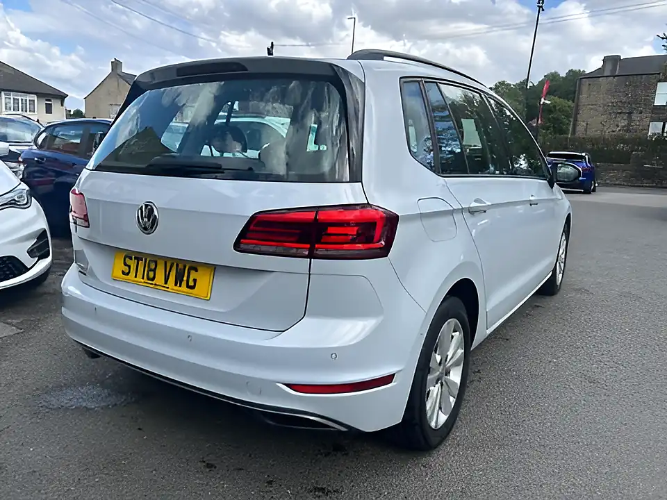 Used 2005 Volkswagen Golf Sv Se Silver - Interior and Exterior details 6