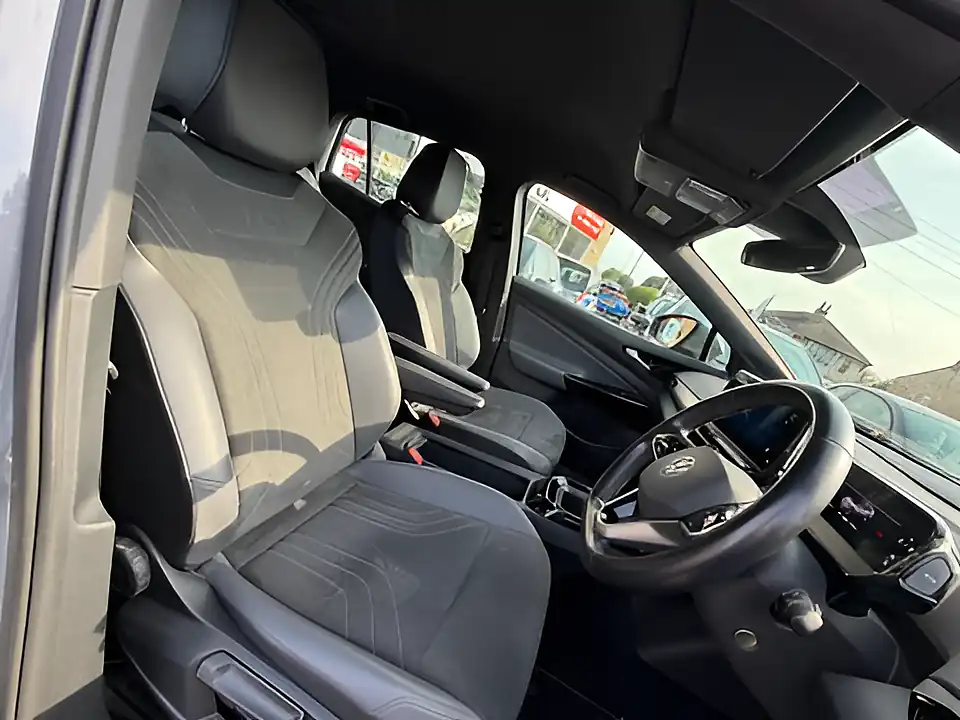 Used 2005 Volkswagen Id.4 Life Grey - Interior and Exterior details 8