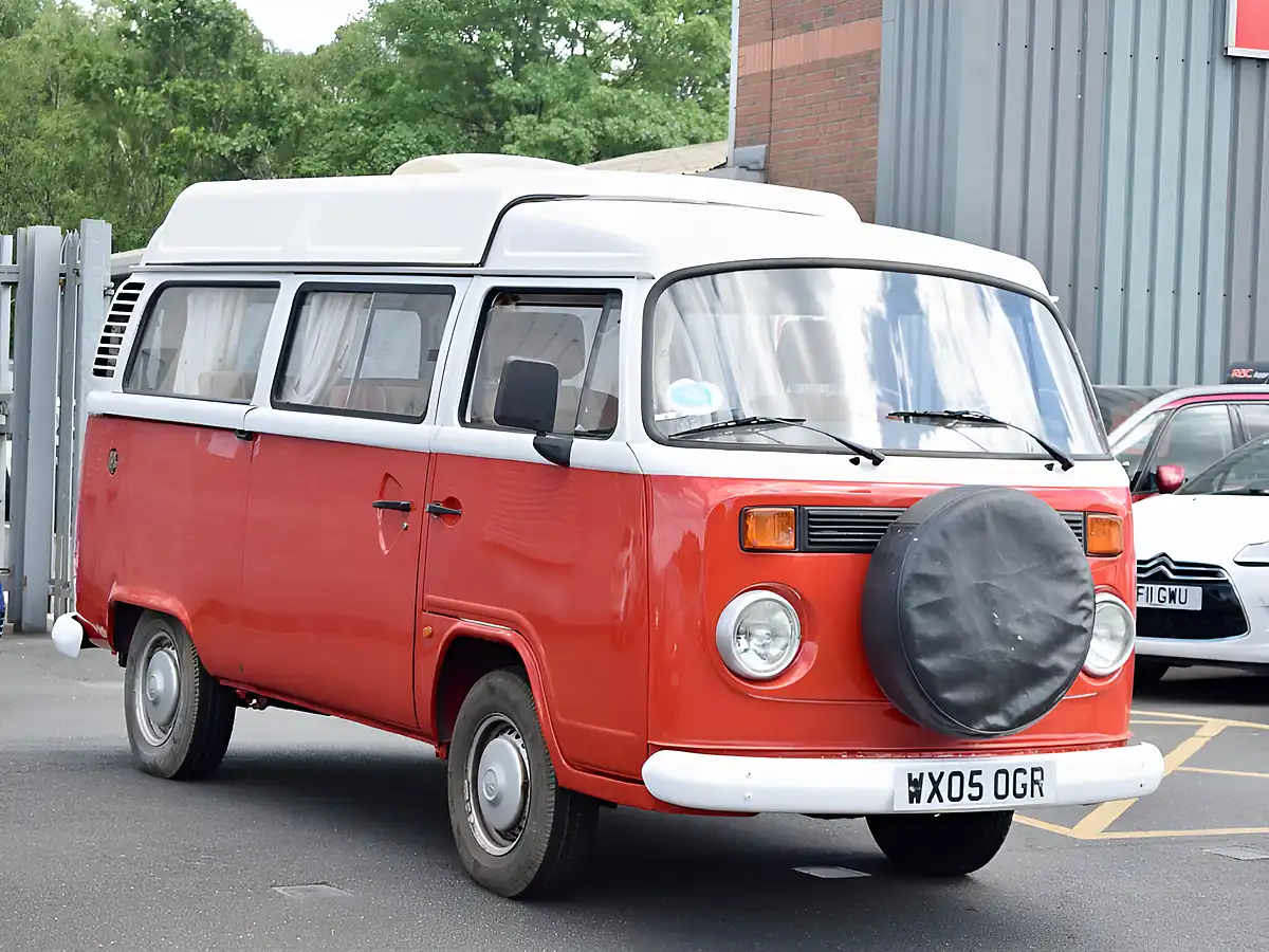 Used 2005 Volkswagen T2 Campervan Danbury Rio Red - Front View