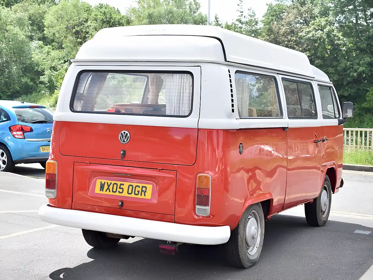 Used 2005 Volkswagen T2 Campervan Danbury Rio Red - Interior and Exterior details 6