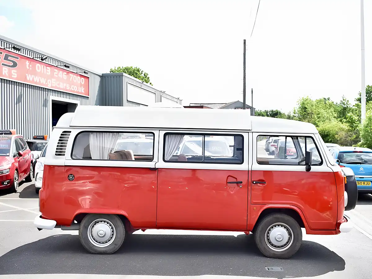 Used 2005 Volkswagen T2 Campervan Danbury Rio Red - Interior and Exterior details 7
