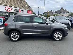 Used 2005 Volkswagen Tiguan Match Bluemotion Tech 4MOTION Grey - Interior and Exterior details 6