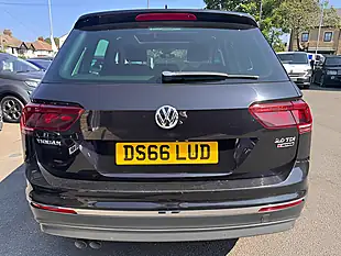 Used 2005 Volkswagen Tiguan Sel Black - Interior and Exterior details 4
