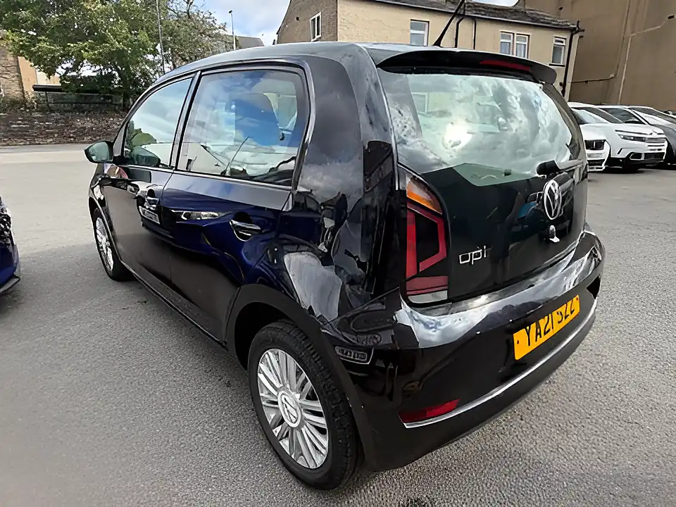 Used 2005 Volkswagen Up Base Black - Interior and Exterior details 5