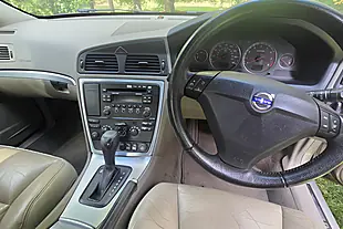 Used 2005 Volvo S60 Se Gold - Interior and Exterior details 14