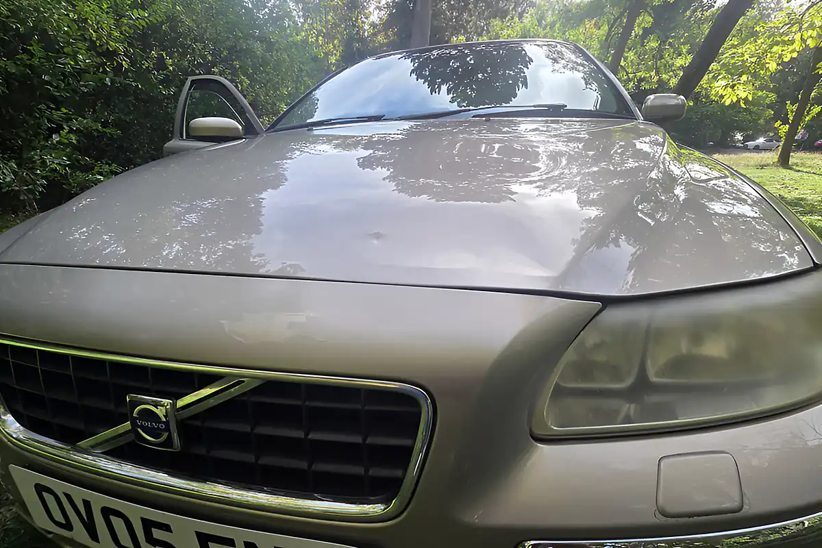 Used 2005 Volvo S60 Se Gold - Interior and Exterior details 17