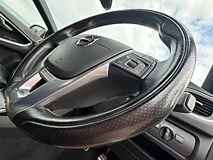 Used 2005 Volvo V40 R-Design White - Interior and Exterior details 16