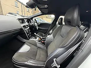 Used 2005 Volvo V40 R-Design White - Interior and Exterior details 17