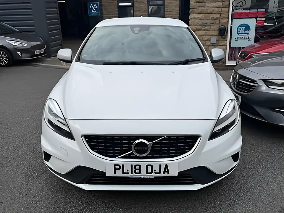 Used 2005 Volvo V40 R-Design White - Interior and Exterior details 2