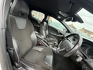 Used 2005 Volvo V40 R-Design White - Interior and Exterior details 8