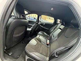Used 2005 Volvo V40 R-Design White - Interior and Exterior details 9