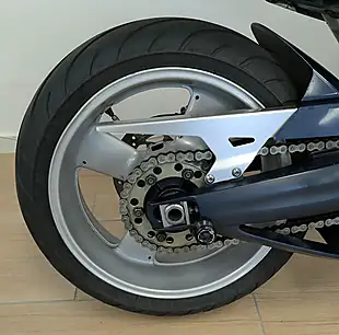 Used 2005 Yamaha MT-01 Silver - Interior and Exterior details 12