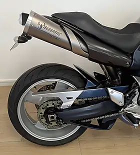 Used 2005 Yamaha MT-01 Silver - Interior and Exterior details 13