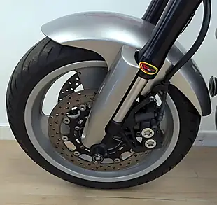 Used 2005 Yamaha MT-01 Silver - Interior and Exterior details 19