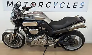 Used 2005 Yamaha MT-01 Silver - Interior and Exterior details 4