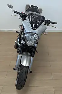 Used 2005 Yamaha MT-01 Silver - Interior and Exterior details 8