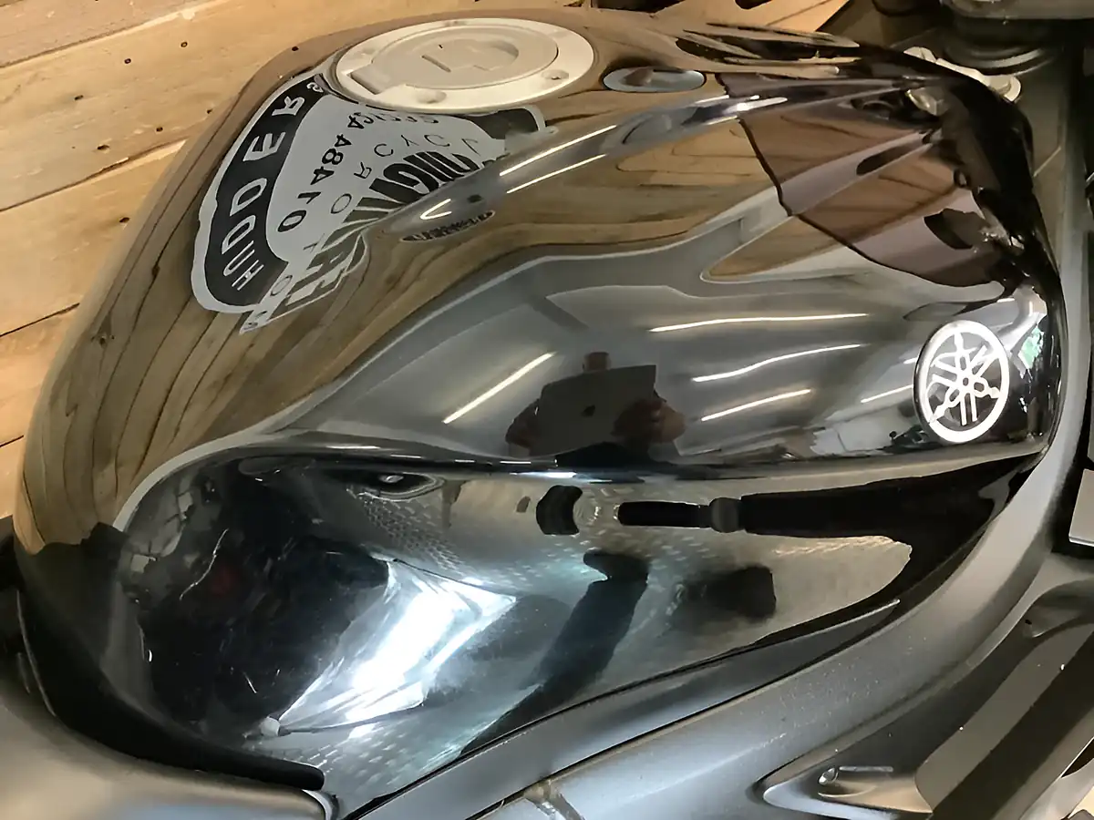 Used 2005 Yamaha R6 - Interior and Exterior details 10