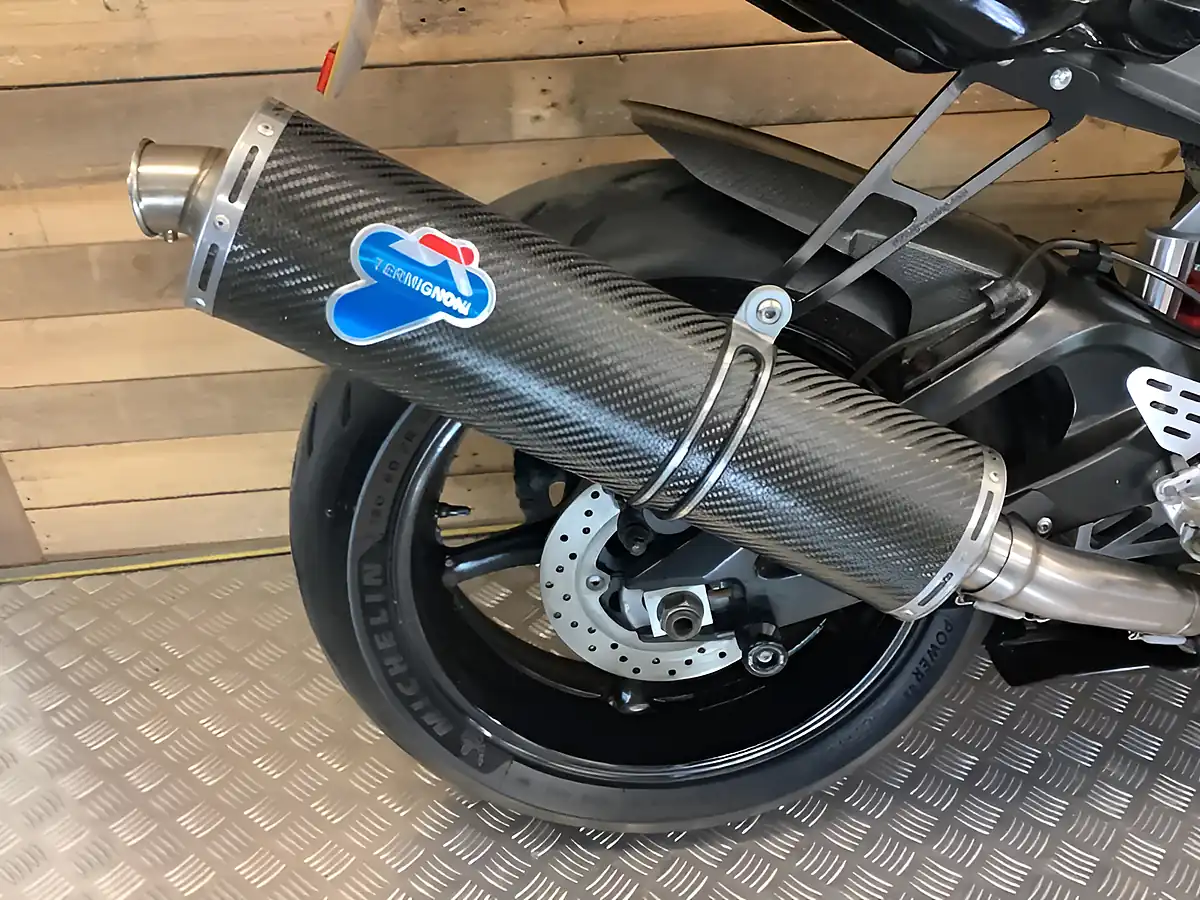 Used 2005 Yamaha R6 - Interior and Exterior details 14