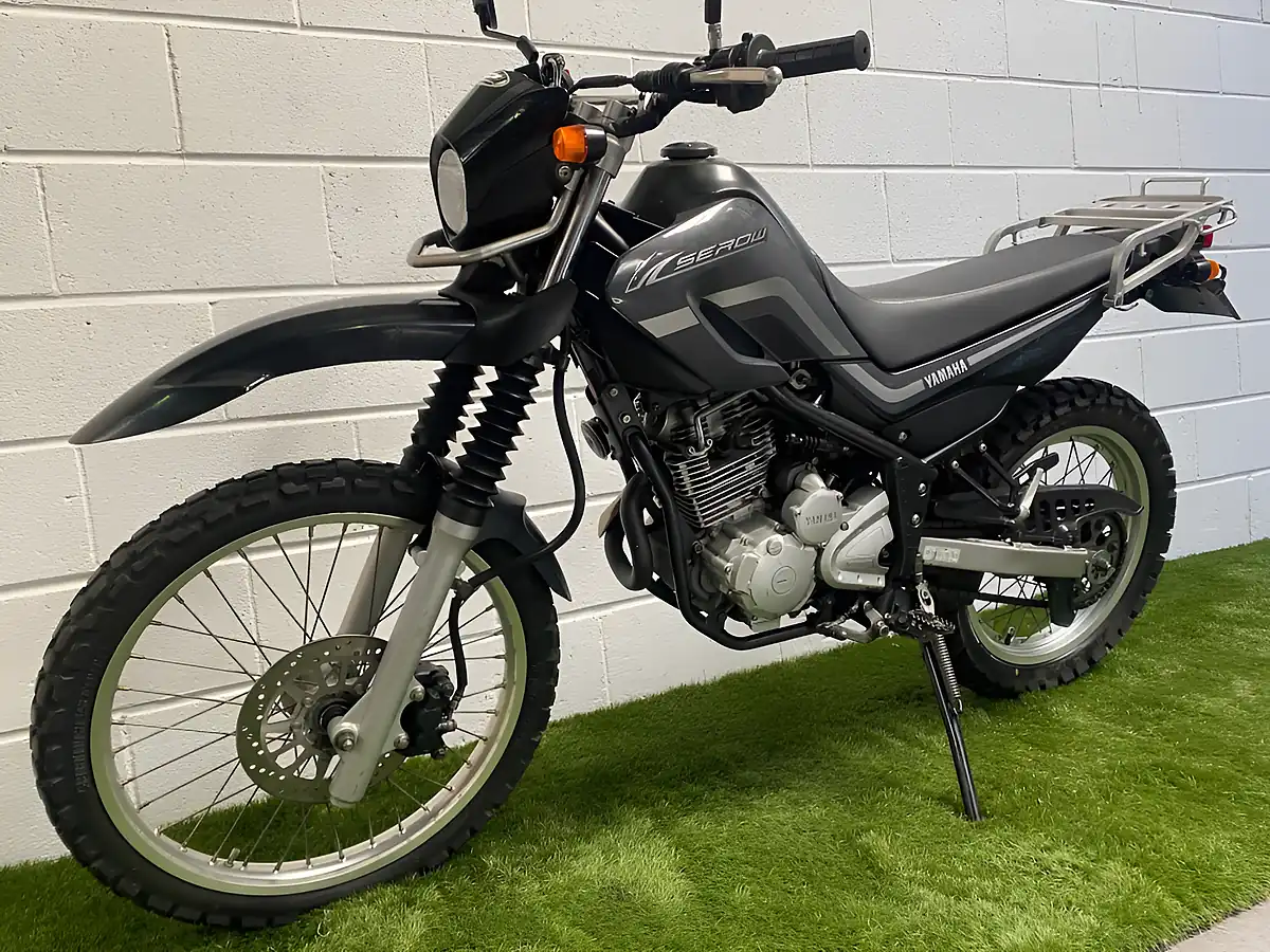 Used 2005 Yamaha Serow Grey - Interior and Exterior details 5