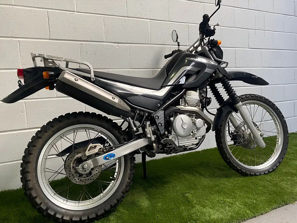 Used 2005 Yamaha Serow Grey - Interior and Exterior details 7