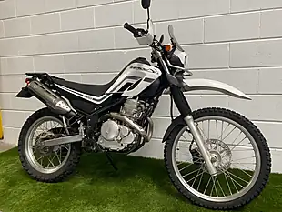 Used 2005 Yamaha Serow White and Grey - Interior and Exterior details 3