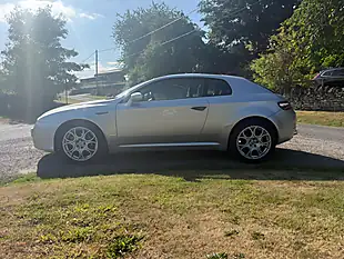 Used 2006 Alfa Romeo Brera Sv Silver - Interior and Exterior details 11