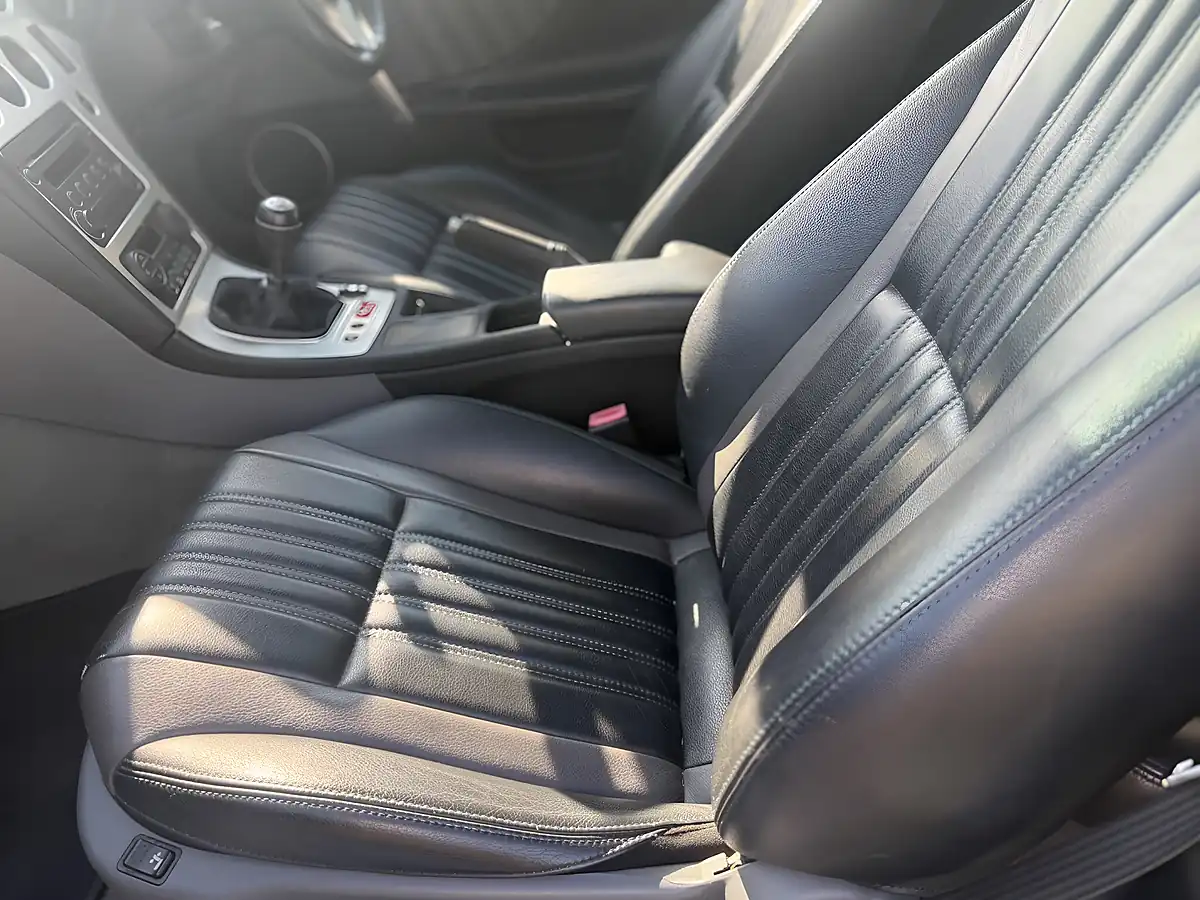Used 2006 Alfa Romeo Brera Sv Silver - Interior and Exterior details 19
