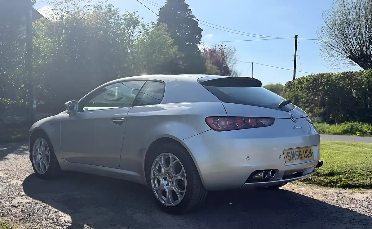 Used 2006 Alfa Romeo Brera Sv Silver - Interior and Exterior details 7