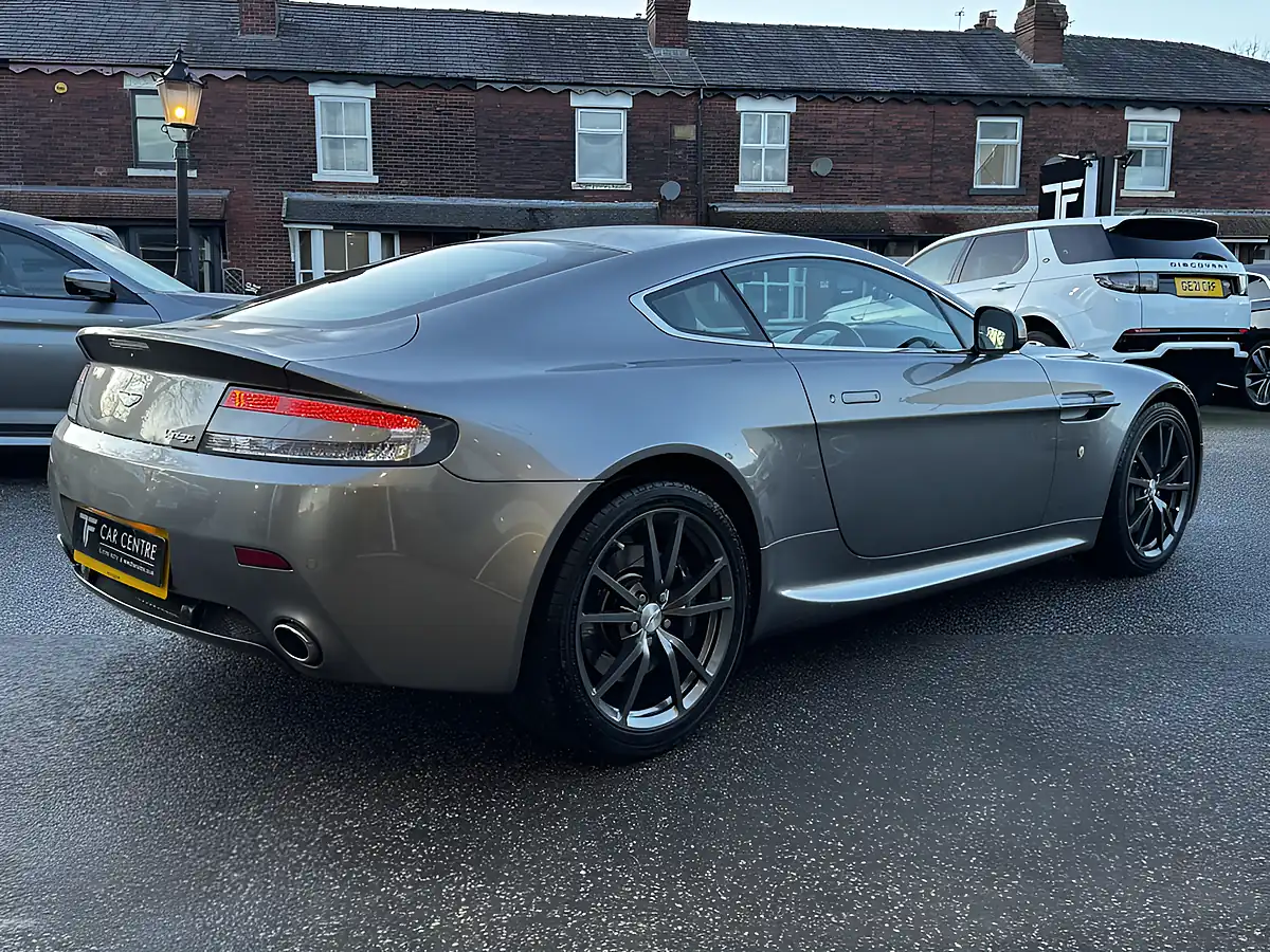 Used 2006 Aston Martin Vantage Sportshift Silver - Interior and Exterior details 10