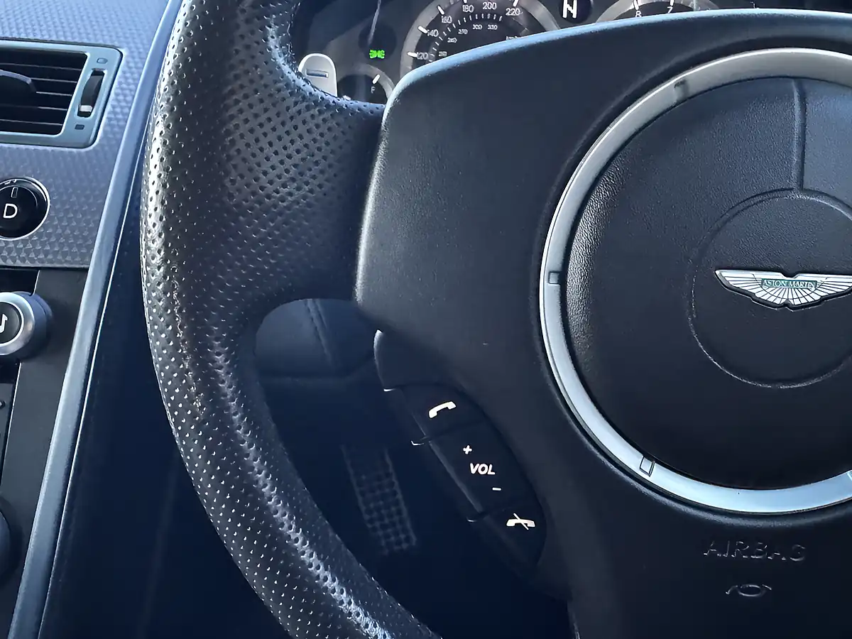 Used 2006 Aston Martin Vantage Sportshift Silver - Interior and Exterior details 16