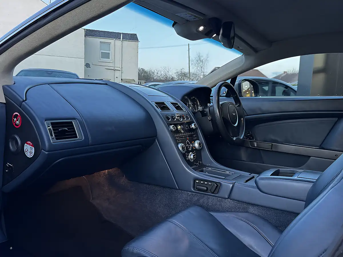Used 2006 Aston Martin Vantage Sportshift Silver - Interior and Exterior details 18