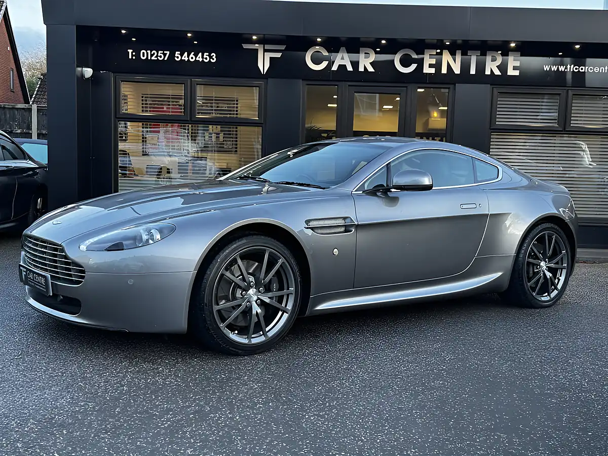 Used 2006 Aston Martin Vantage Sportshift Silver - Interior and Exterior details 2