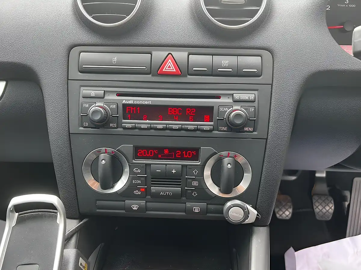 Used 2006 Audi A3 Se Sportback Blue - Interior and Exterior details 15
